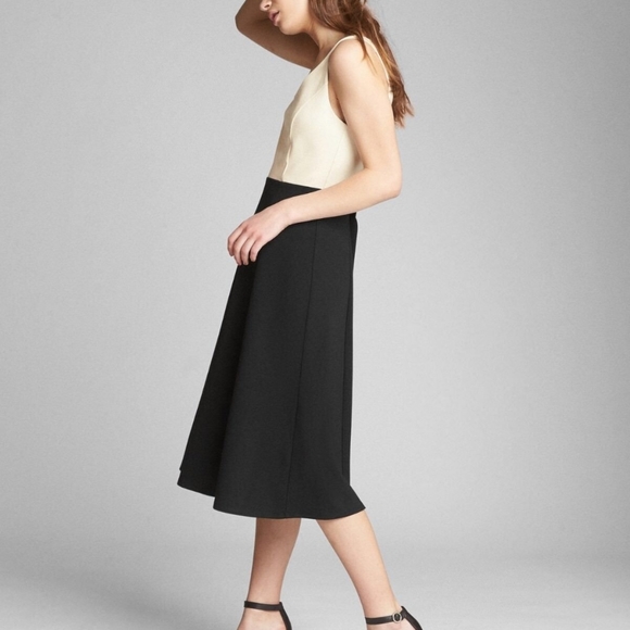 GAP Fit and Flare Midi Tank Ponte Dress NWT - Picture 2 of 9